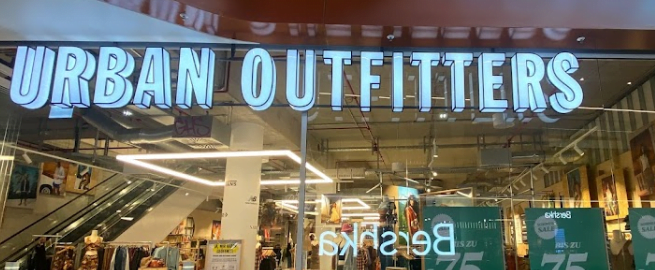 Urban Outfitters Eine neue Modewelt