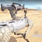 Chinas-Militaer-zeigt-Roboterhunde-die-Gewehre-tragen