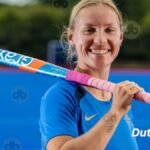 Die-schottische-Spielfuehrerin-Sarah-Robertson-hatte-Muehe-den-richtigen-BH-fuer-ihre-groessere-Brust-zu-finden-SCOTTISH-HOCKEY