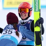 Katharina Schmid (r.) bejubelte in Lillehammer den 16. Weltcup-Sieg
