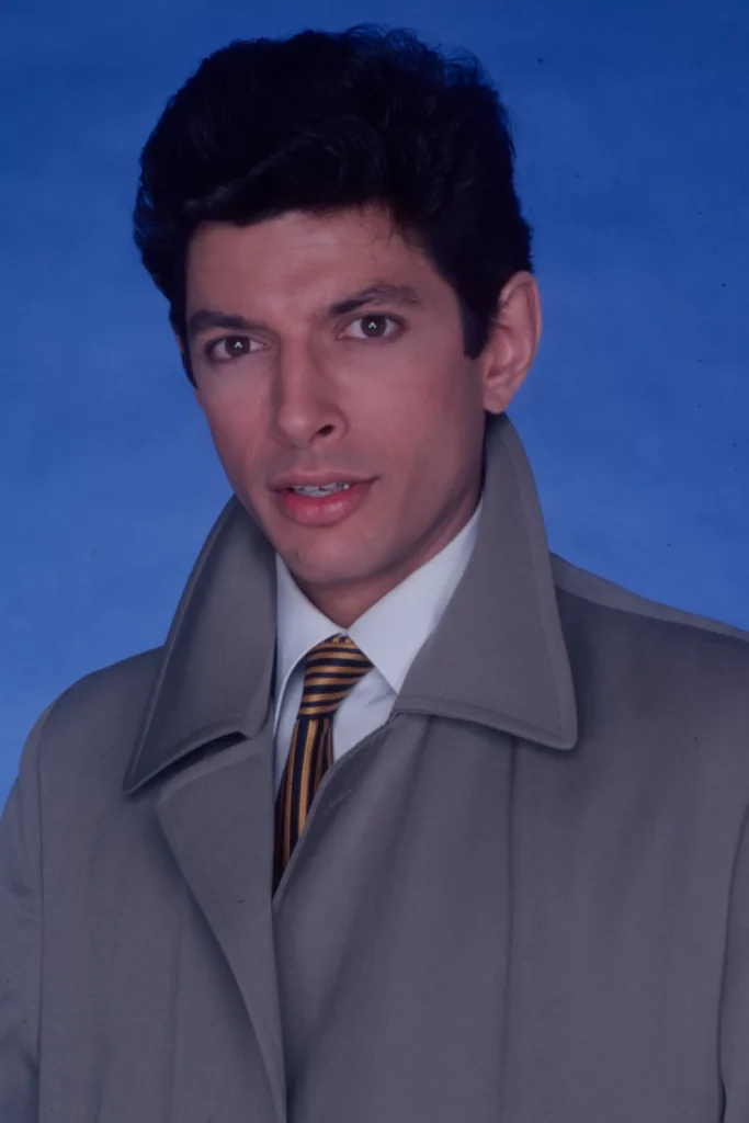 Sehen Sie Jeff Goldblum Young in