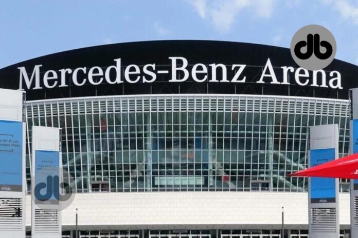 Mercedes-Benz Arena zur Uber Arena