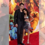 Mit wem ist Darren Barnet zusammen 1