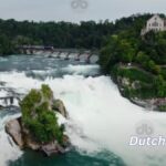 Rheinfall-in-Schaffhausen-Schweiz