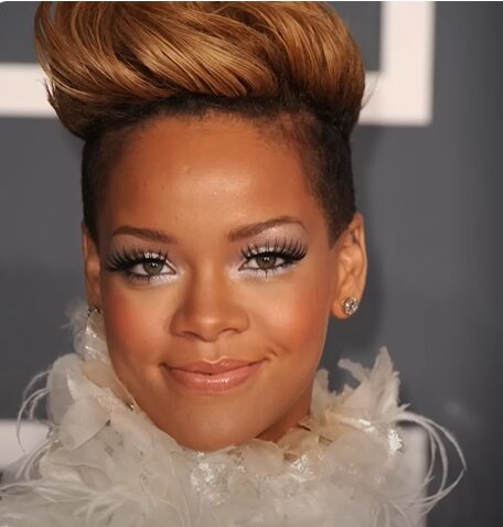 Rihanna Frisur