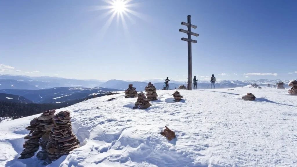 Südtirol: Die schönsten Winterwanderungen durch verschneite