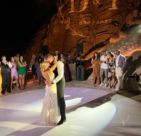 T.J. Watt und Dani Rhodes' spektakuläres Hochzeitsfoto