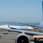 United Airlines’ Umsatz-Meilenstein inmitten von Kostenbeschränkungen