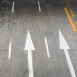 Was gilt in dieser Situation aufgrund der Fahrbahnmarkierung Alles, was Sie wissen müssen! 1