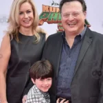 Wayne Elliot Knight family