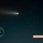 Wie man den Kometen K2 während des vollen Supermonds im Juli an der Erde vorbeiziehen sieht