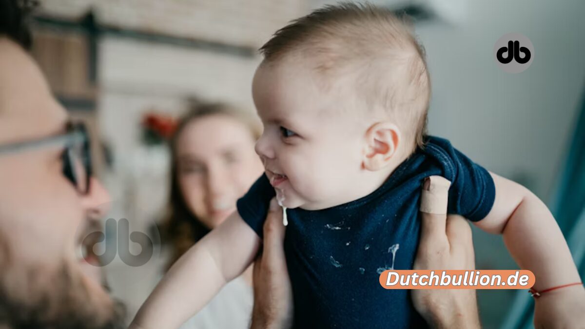 Wie man den Unterschied zwischen Babyspucke und Erbrochenem erkennt