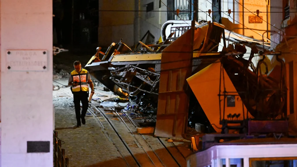 Lissabon Seilbahn Unfall: Die Tragödie der „Glória“ und die Fragen, die bleiben 1 tragischen Unfalls der Standseilbahn Glória in Lissabon.